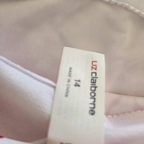 Liz Claiborne women's size 14 one-piece swimsuit - Picture 15 of 16